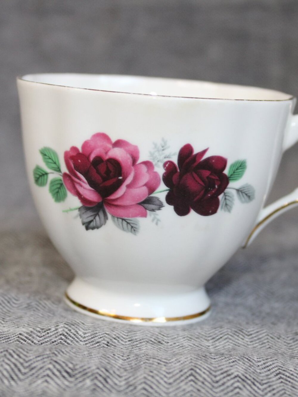Vintage Sandringham Pattern 2186 Teacup White w/ Roses & Gold Accents